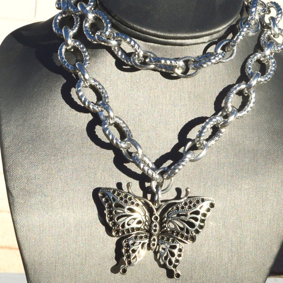 Conceptual Subculture Jewelry - Bulky Chain Silver Butterfly Necklace Statement